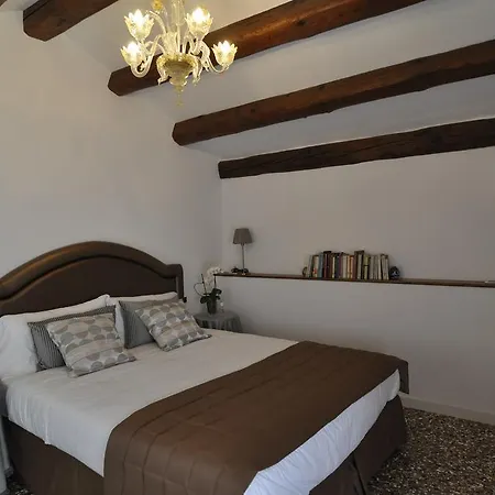 Casa Colleoni فندق مبيت وإفطار