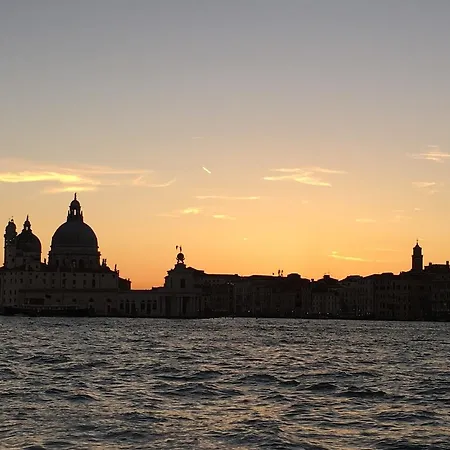 فندق مبيت وإفطار Casa Colleoni