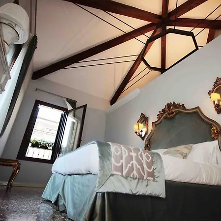 فندق مبيت وإفطار Casa Colleoni