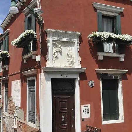 卡萨科莱奥尼住宿加早餐旅馆 住宿加早餐酒店 4*