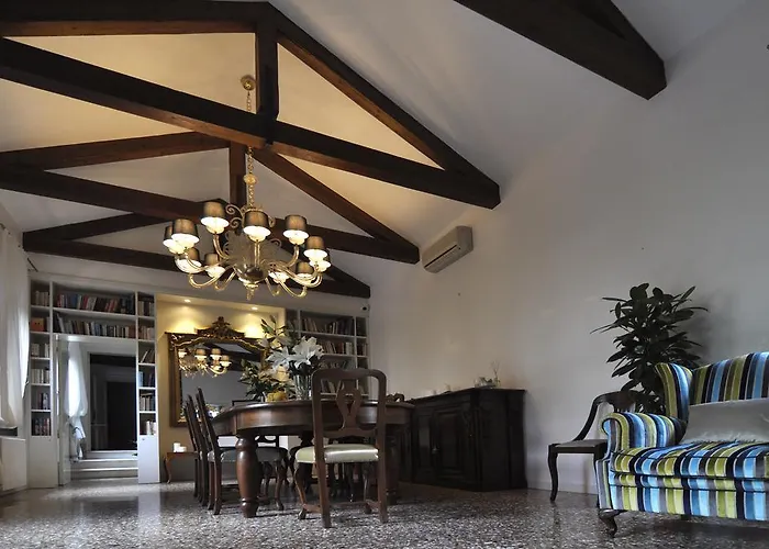 Casa Colleoni Венеция