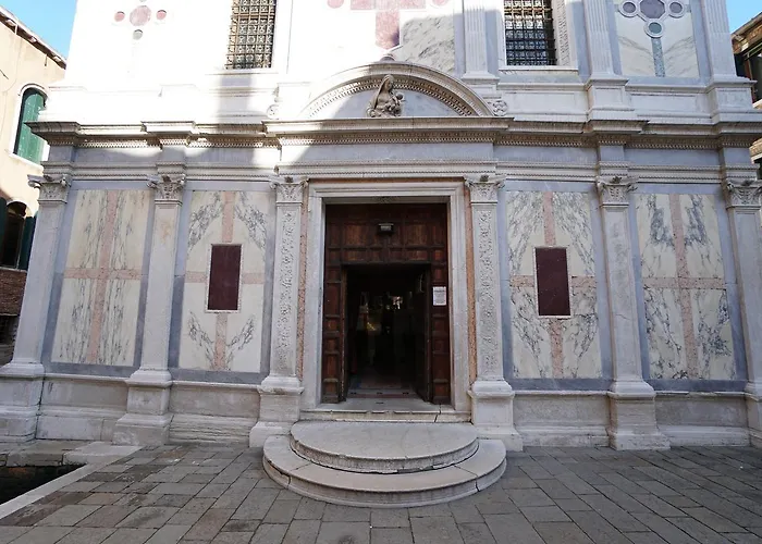 Casa Colleoni Bed and breakfast 4*