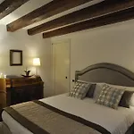 Casa Colleoni Nocleg ze śniadaniem 4*